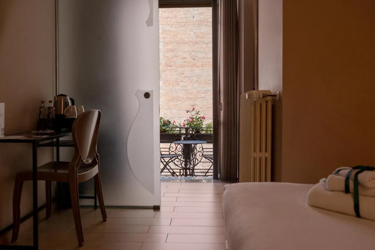 Hotel Duomo Cremona 3*,